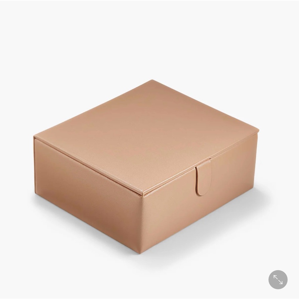 Mejuri Leather Jewelry Box